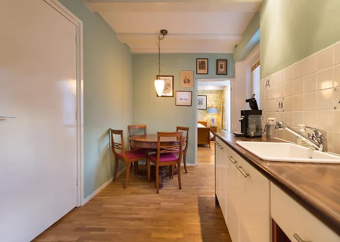 The Heritage - R.q.c. * La Haya