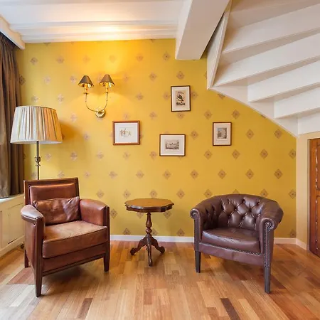 The Heritage * The Hague