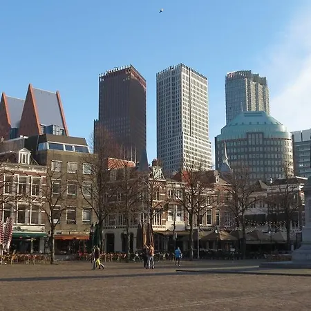 The Heritage Apartment *